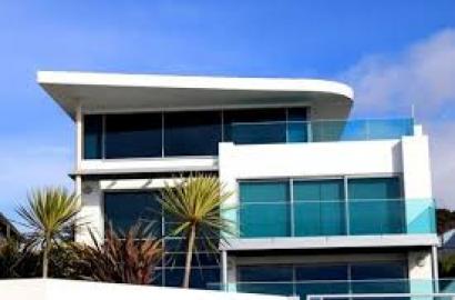 Private Estate Magnificent Views